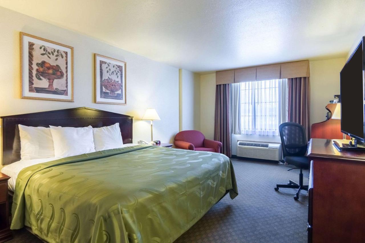 Quality Inn & Suites Of Alma - Northeast From Fort Smith Екстериор снимка