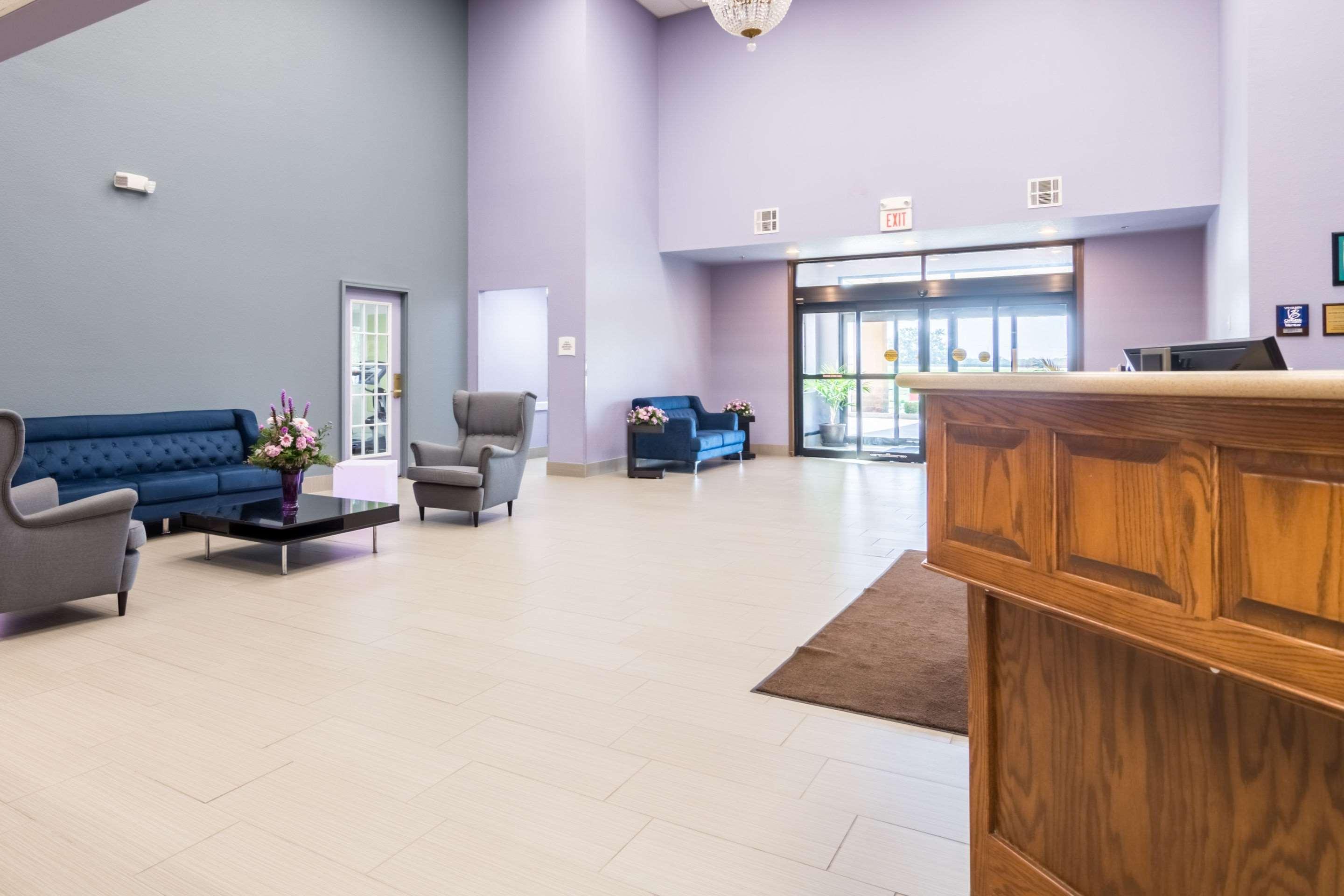 Quality Inn & Suites Of Alma - Northeast From Fort Smith Екстериор снимка