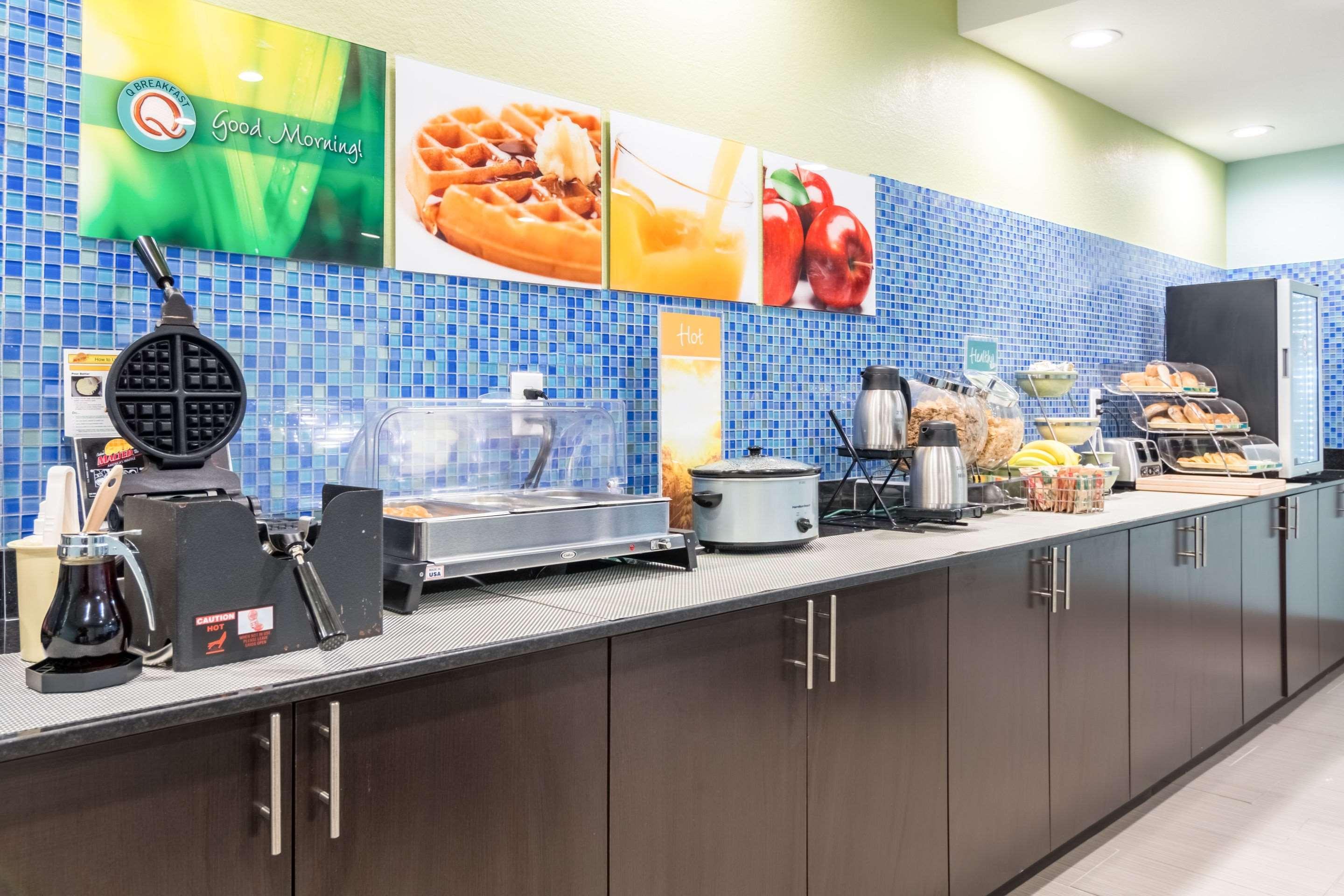 Quality Inn & Suites Of Alma - Northeast From Fort Smith Екстериор снимка