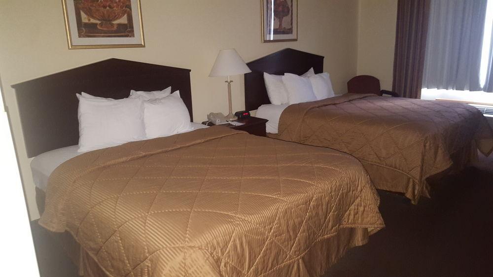 Quality Inn & Suites Of Alma - Northeast From Fort Smith Екстериор снимка